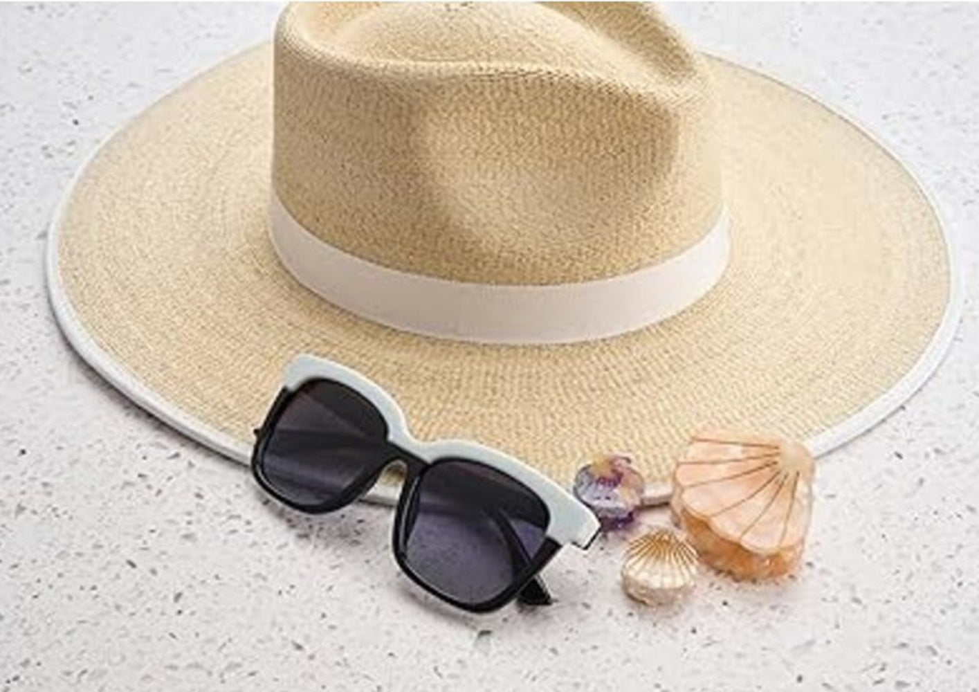 Peepers Frenchy Bifocal Sunglasses – Black/White Square Frame
