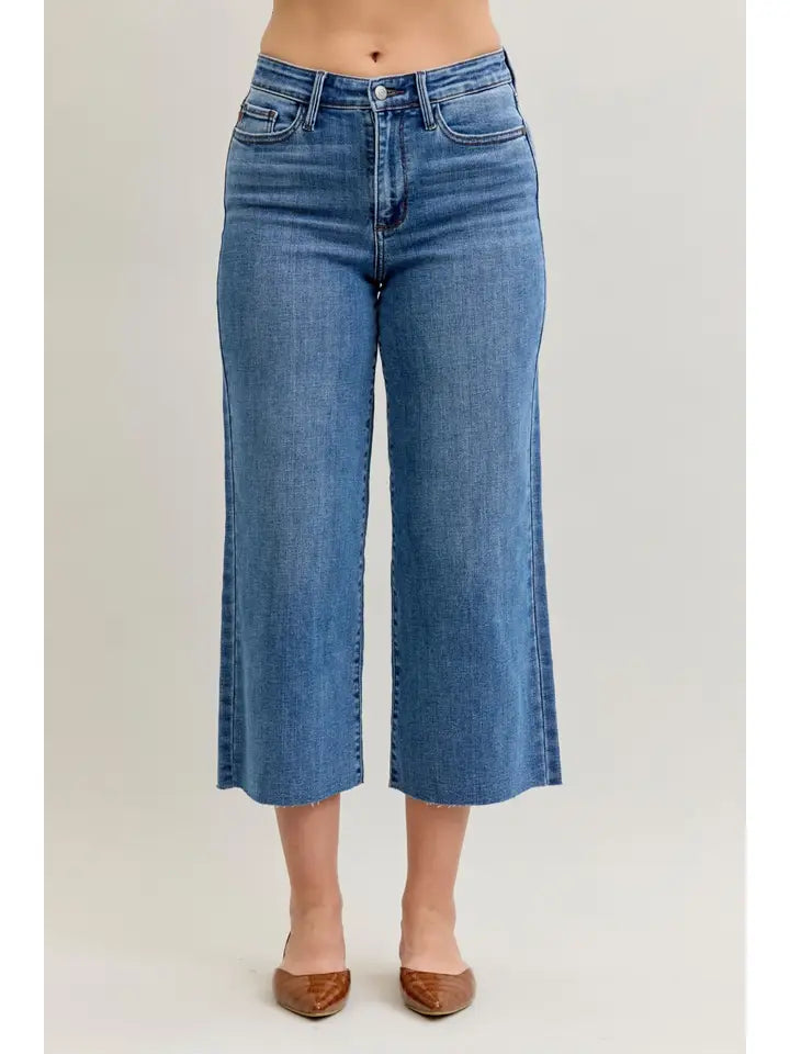 Judy Blue High Waisted Wide Crop Classic Raw Hem Jeans