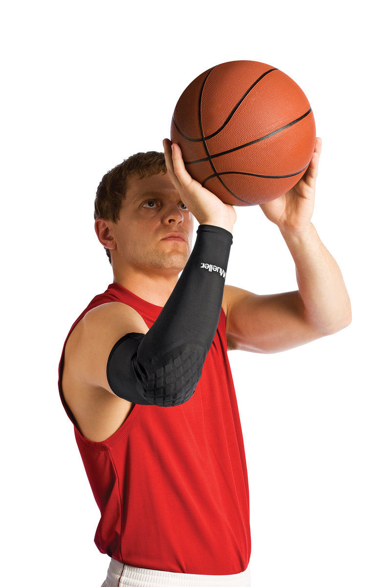 Mueller Diamond Elbow Sleeve