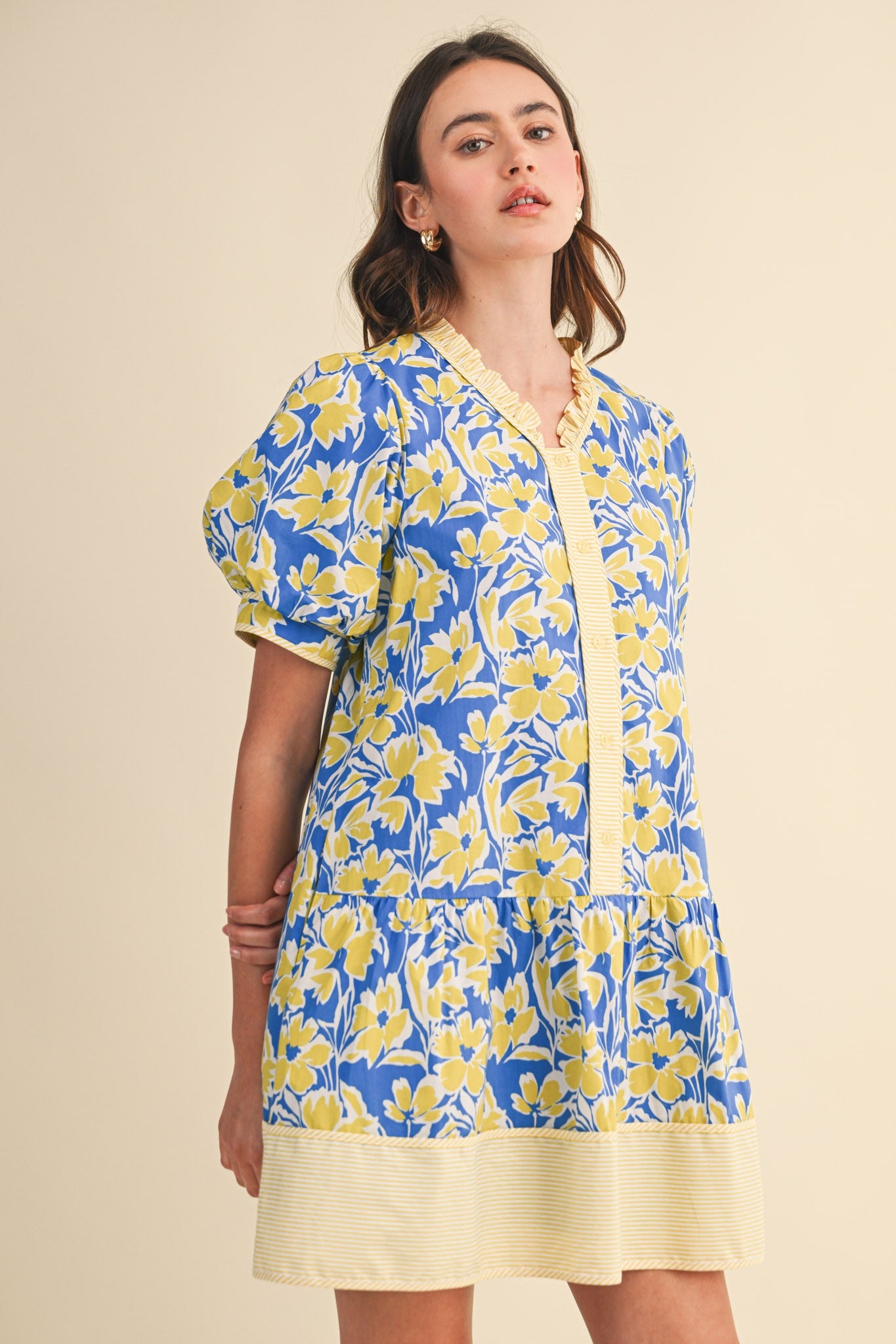 &merci Women's Blue and Yellow Floral Button Down Mini Dress