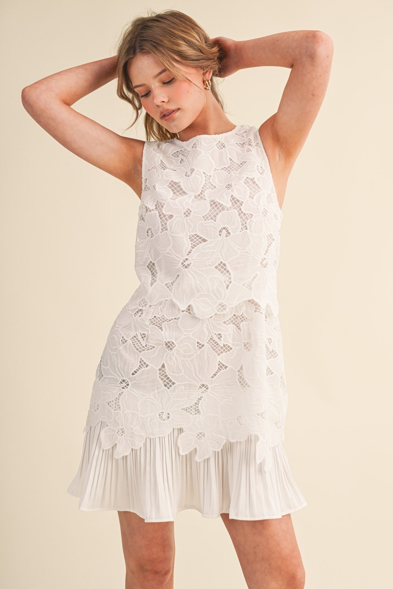 &merci Women's Off-White Floral Lace Mini Dress