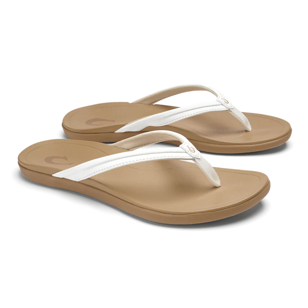 OluKai Women’s Ho‘ōpio Malua Beach Sandals - Bright White/Warm Sand