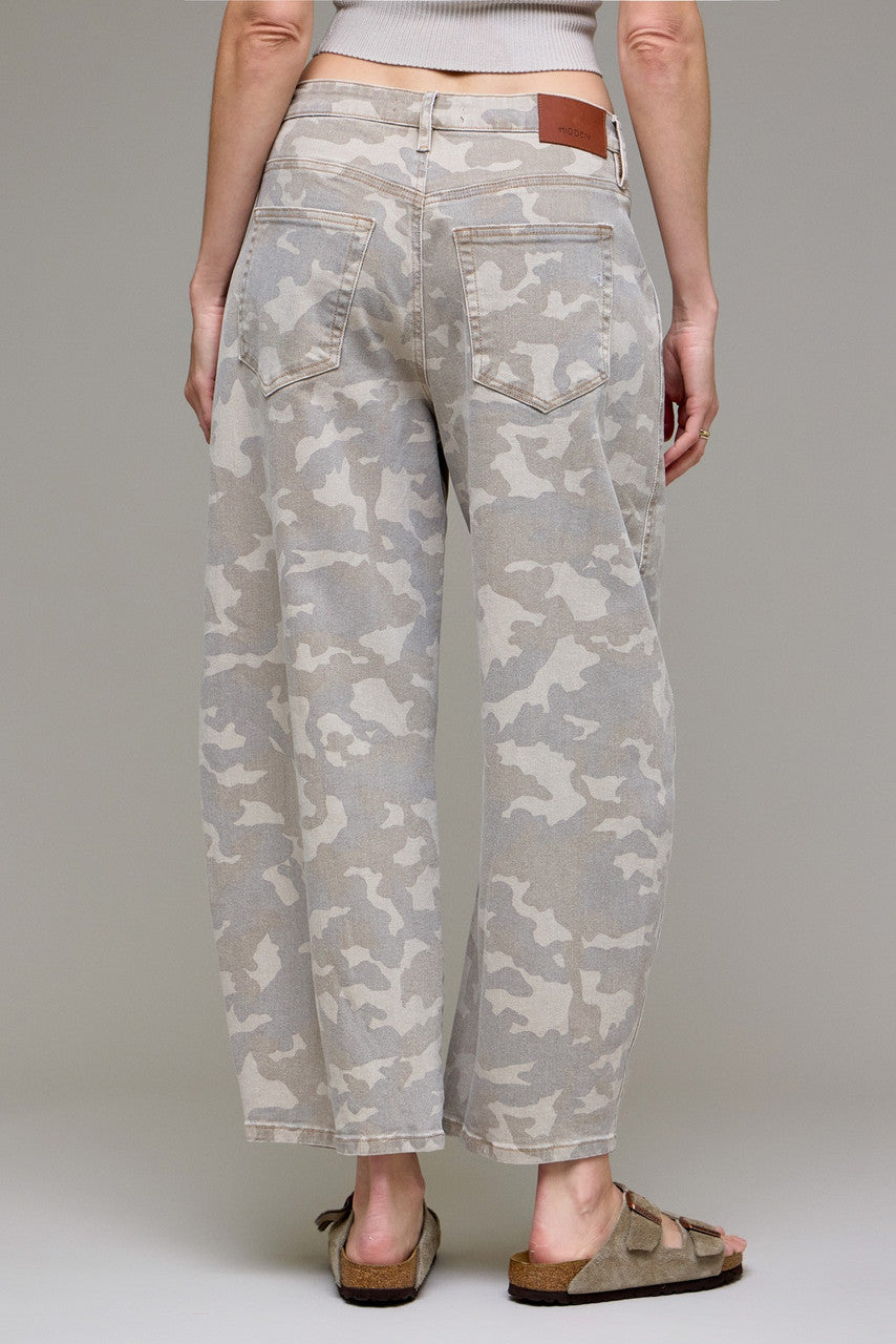 Hidden Jeans Women's Tan Camo Cropped Barrel Jean
