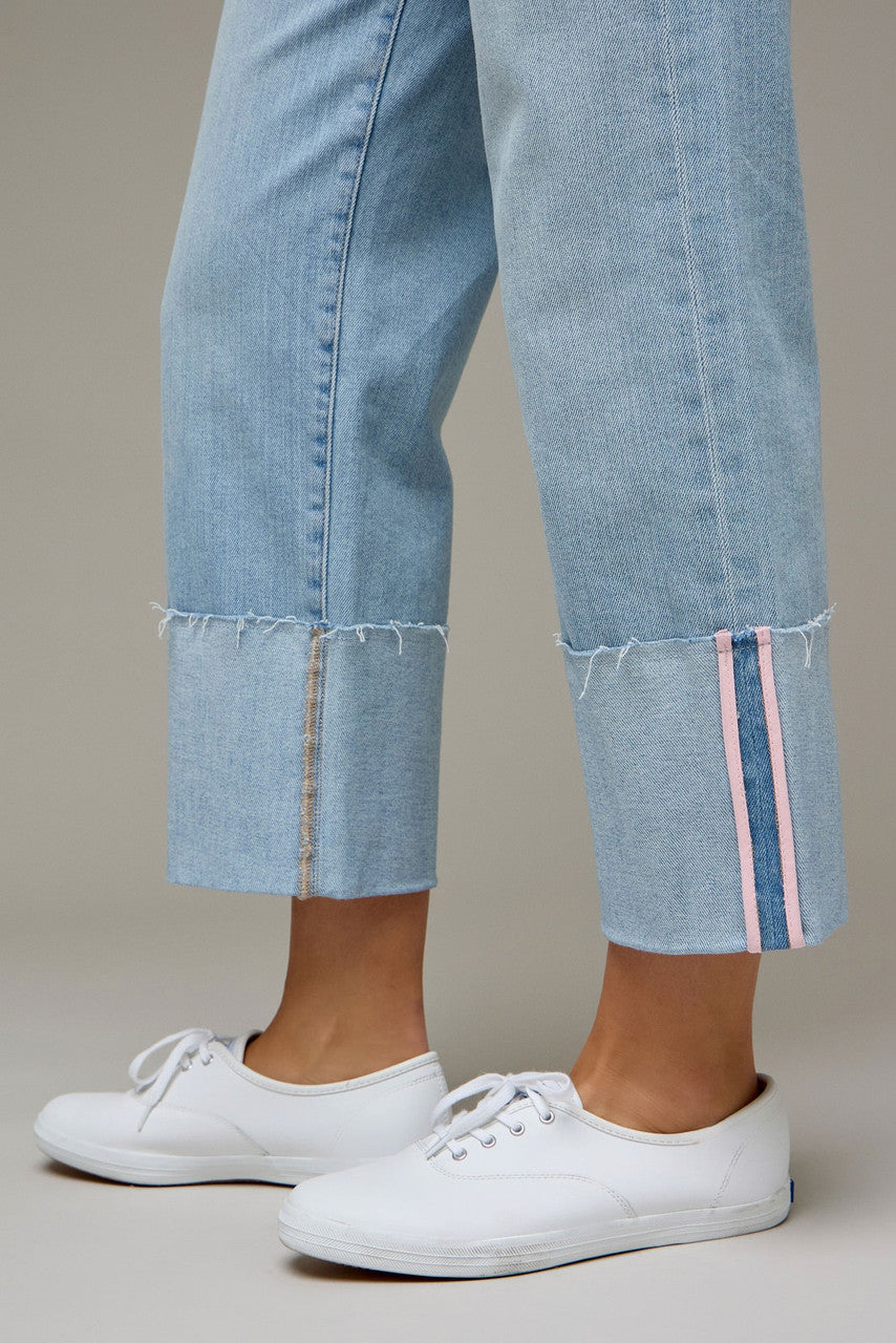 Hidden Jeans Women's Light Wash Cropped Pink Tape Cuffed Straight Jeans