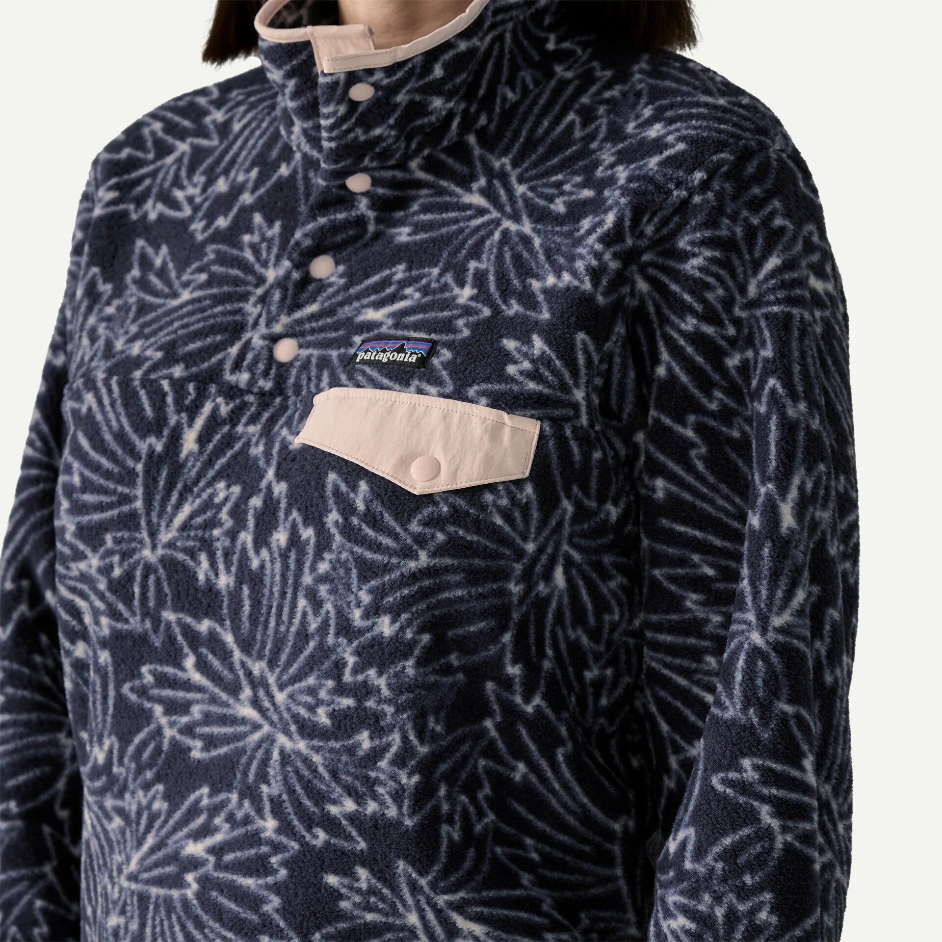Patagonia Women's Lightweight Synchilla Snap-T Fleece Pullover