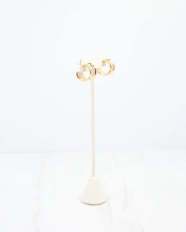 Caroline Hill Port Gibson Hammered Hoop Earring - Gold