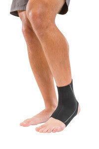 Mueller Neoprene Ankle Support - Large