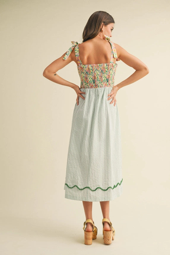 &merci Women's Scalloped Mixed Print Midi Dress - Dusty Sage