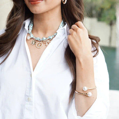 Canvas Maribel Pearl Crossover Bangle - Shiny Gold
