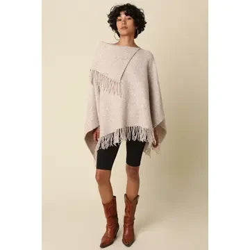 Olivaceous Women's Mabel Fringe Knit Poncho - Oatmeal