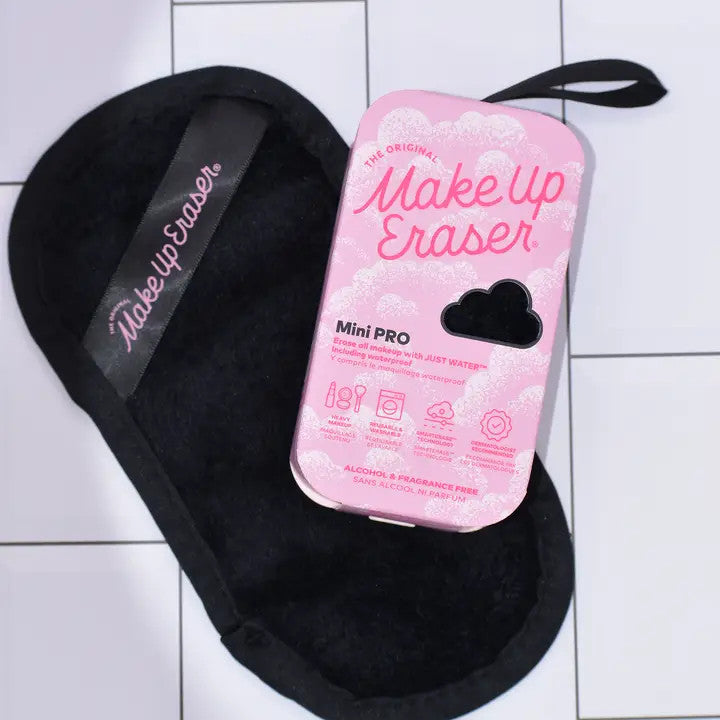 The Original MakeUp Eraser Chic Black Mini Pro Makeup Eraser