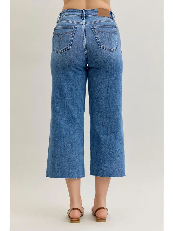 Judy Blue High Waisted Wide Crop Classic Raw Hem - Medium Denim