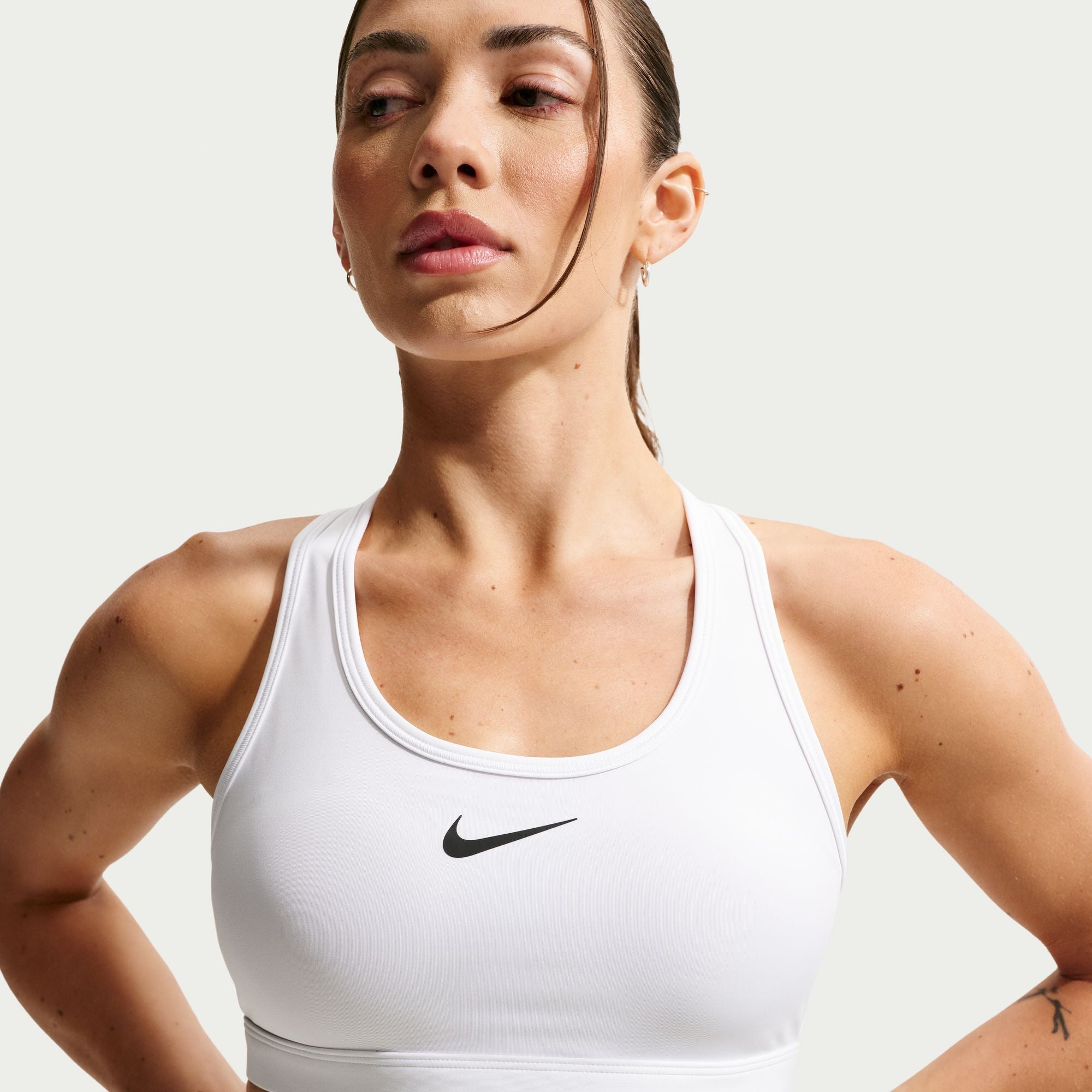 Nike Women's Swoosh Medium Support Sports Bra