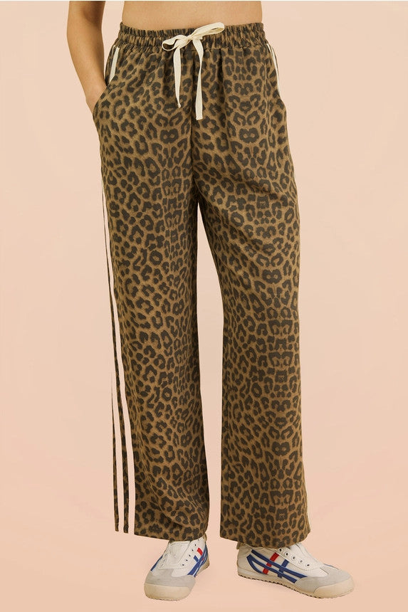 Very J Women's Leopard Printed Cotton Twill Pants