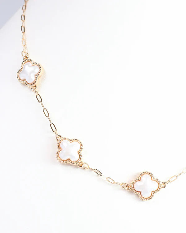 Caroline Hill Burgess Pearl Clover Necklace Gold
