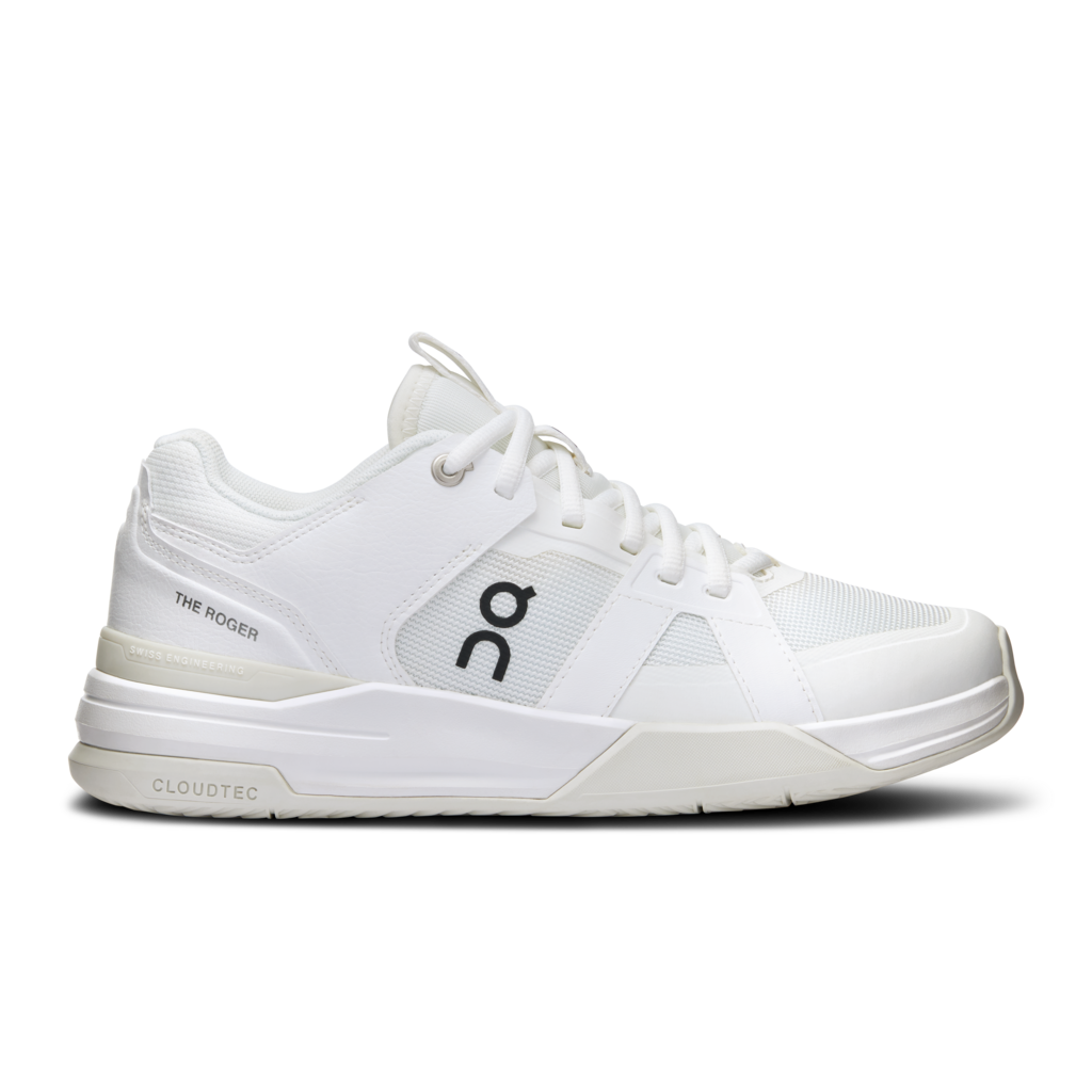 On THE ROGER Clubhouse Pro Women’s Tennis Shoe - White/Ice
