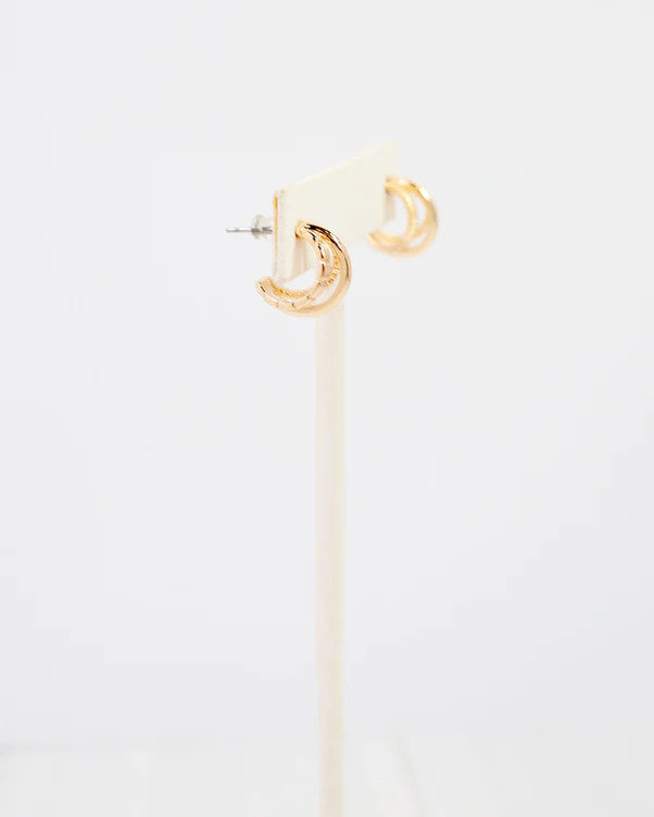 Caroline Hill Keene Three Line Hoop Earring - Gold