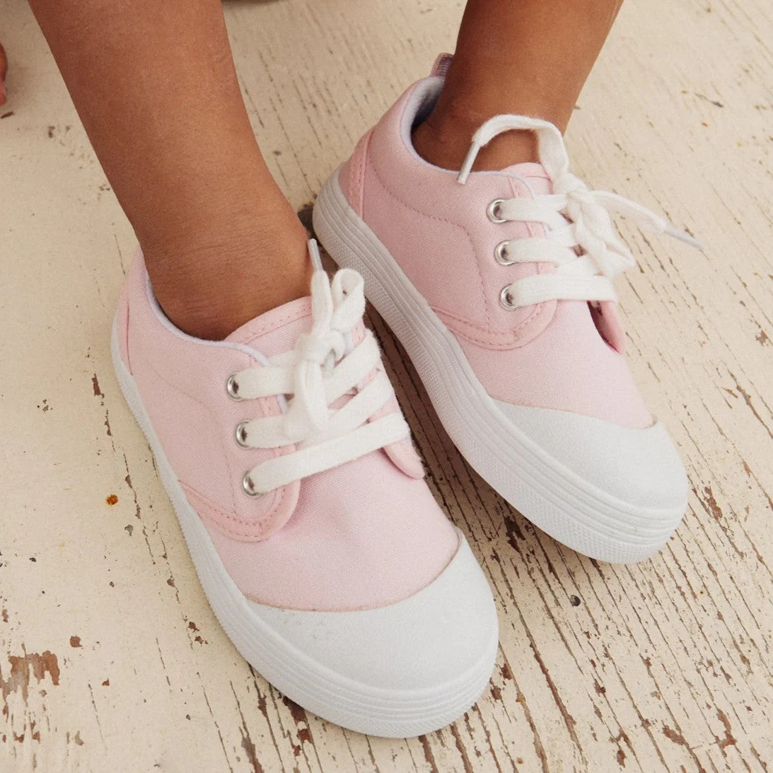 Oomphies Kids Lace-Up Sneaker - Pink