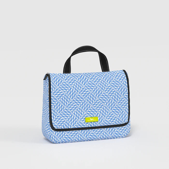 Scout Beauty Gordito Hanging Toiletry Bag - Twisted Sister