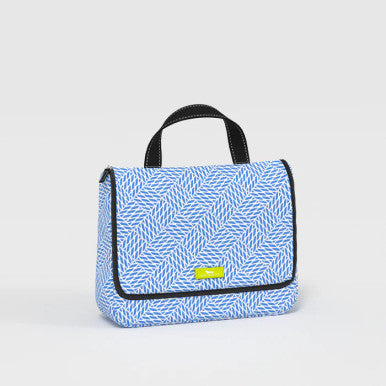 Scout Beauty Gordito Hanging Toiletry Bag - Twisted Sister