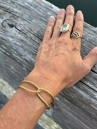 The Heart Knot Little Interlace Bracelet