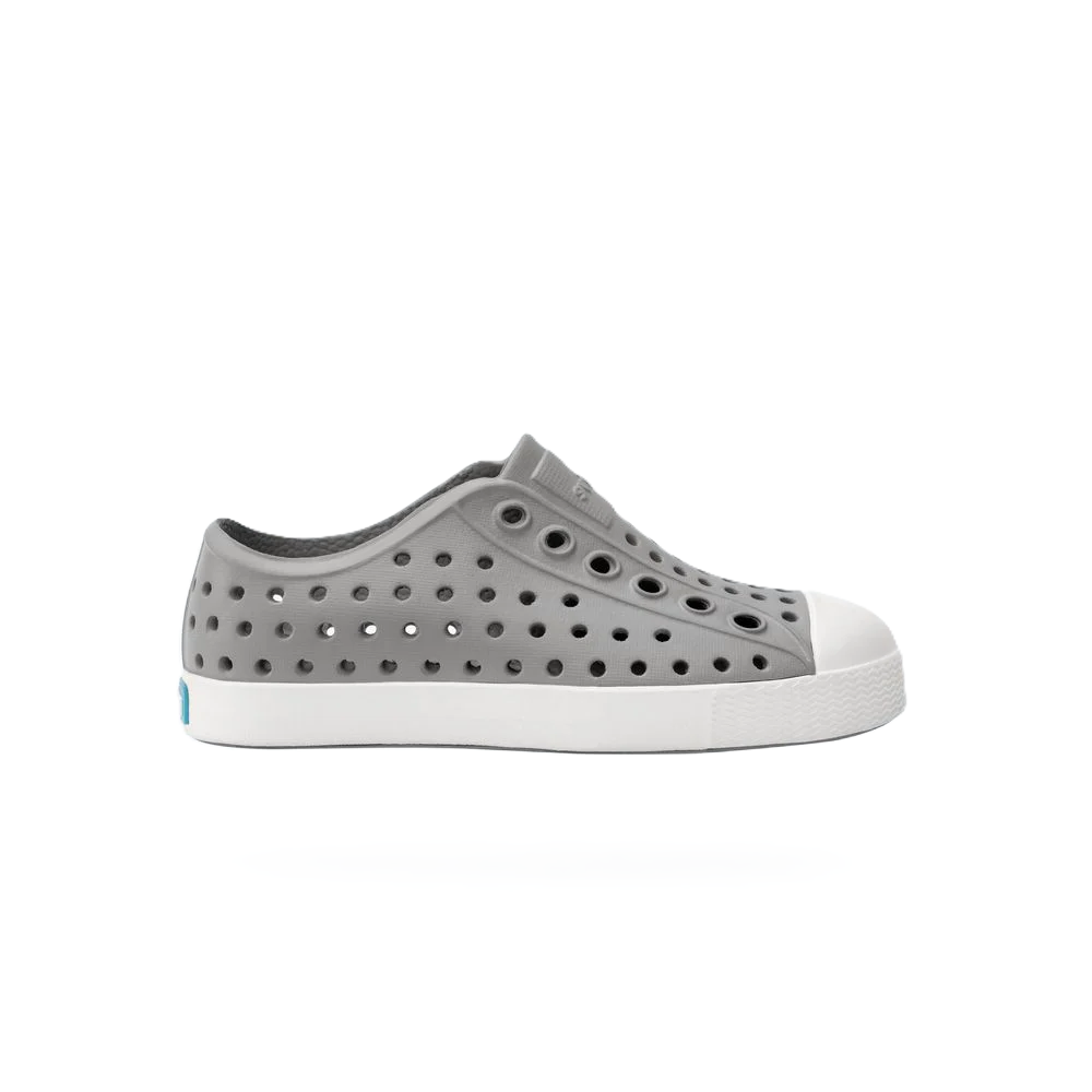 Native Shoes Jefferson Kids Slip-On Sneaker – Pigeon Grey/Shell White