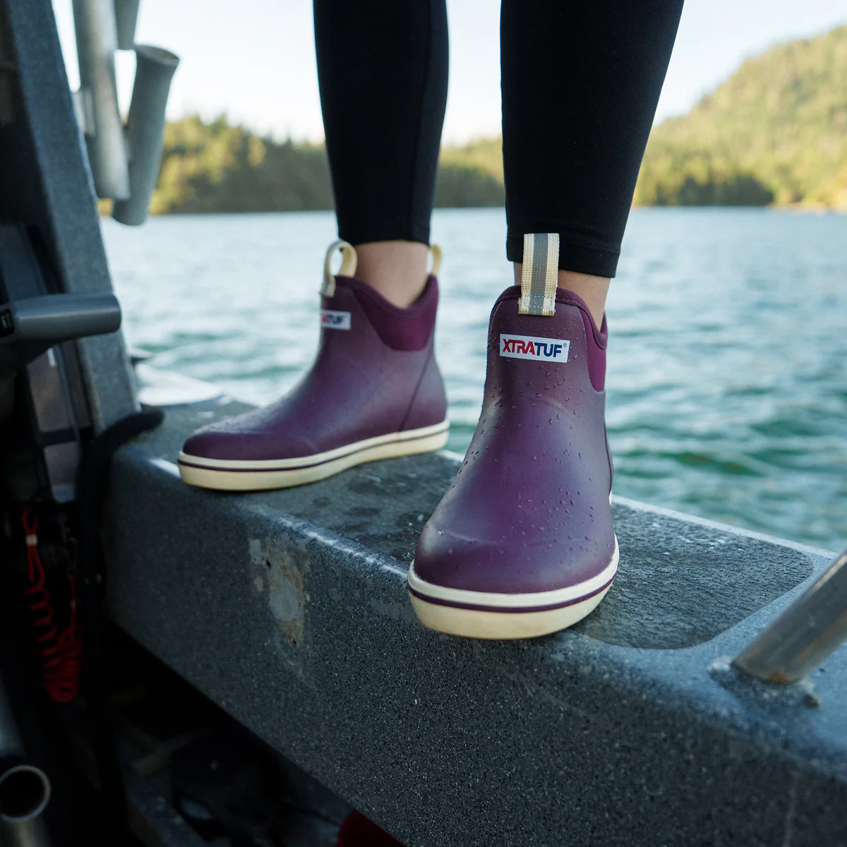 XTRATUF Women’s 6″ Fig Ankle Deck Boot