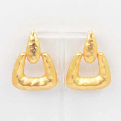 What's Hot Hammered Chunky Circle Earring