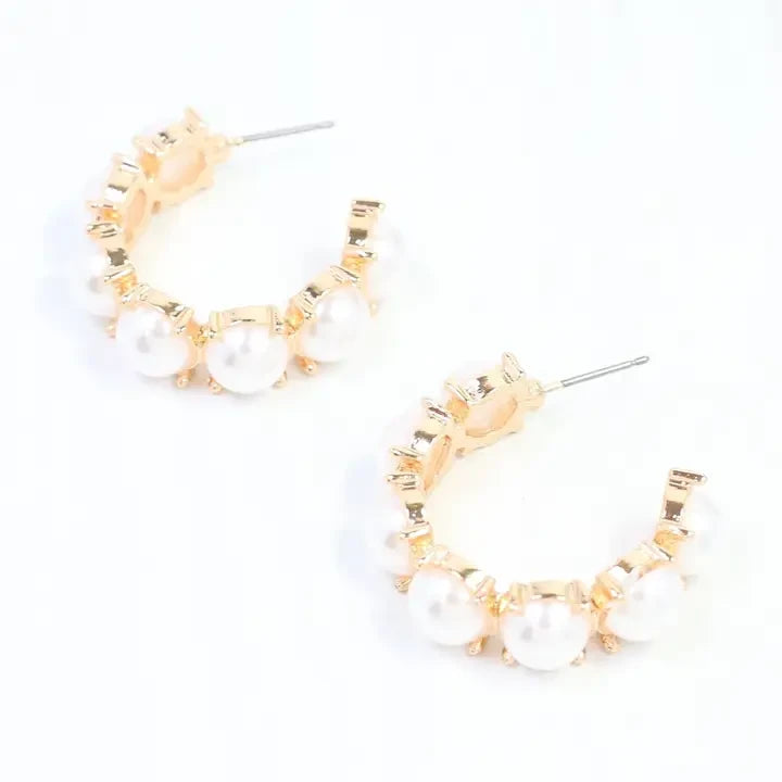Caroline Hill Cleo Pearl Medium Hoop Earring