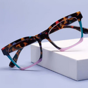 Peepers Birdie Reading Glasses - Blonde Tortoise Colorblock