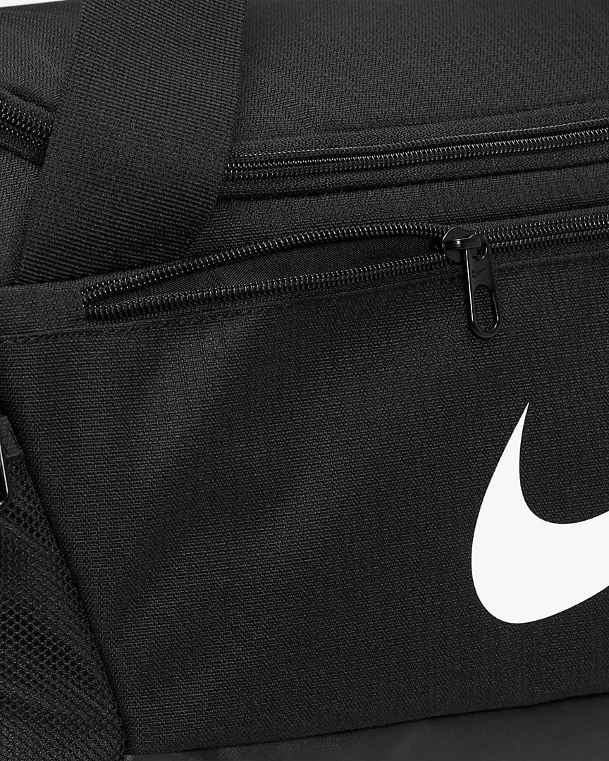 Nike Small Brasilia 9.5 Duffel Bag- Black