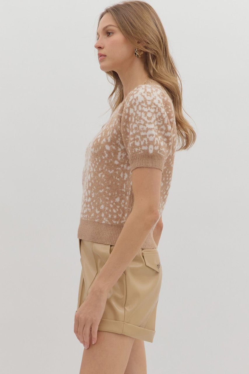 Entro Latte Animal Pattern Short Puff Sleeve Sweater