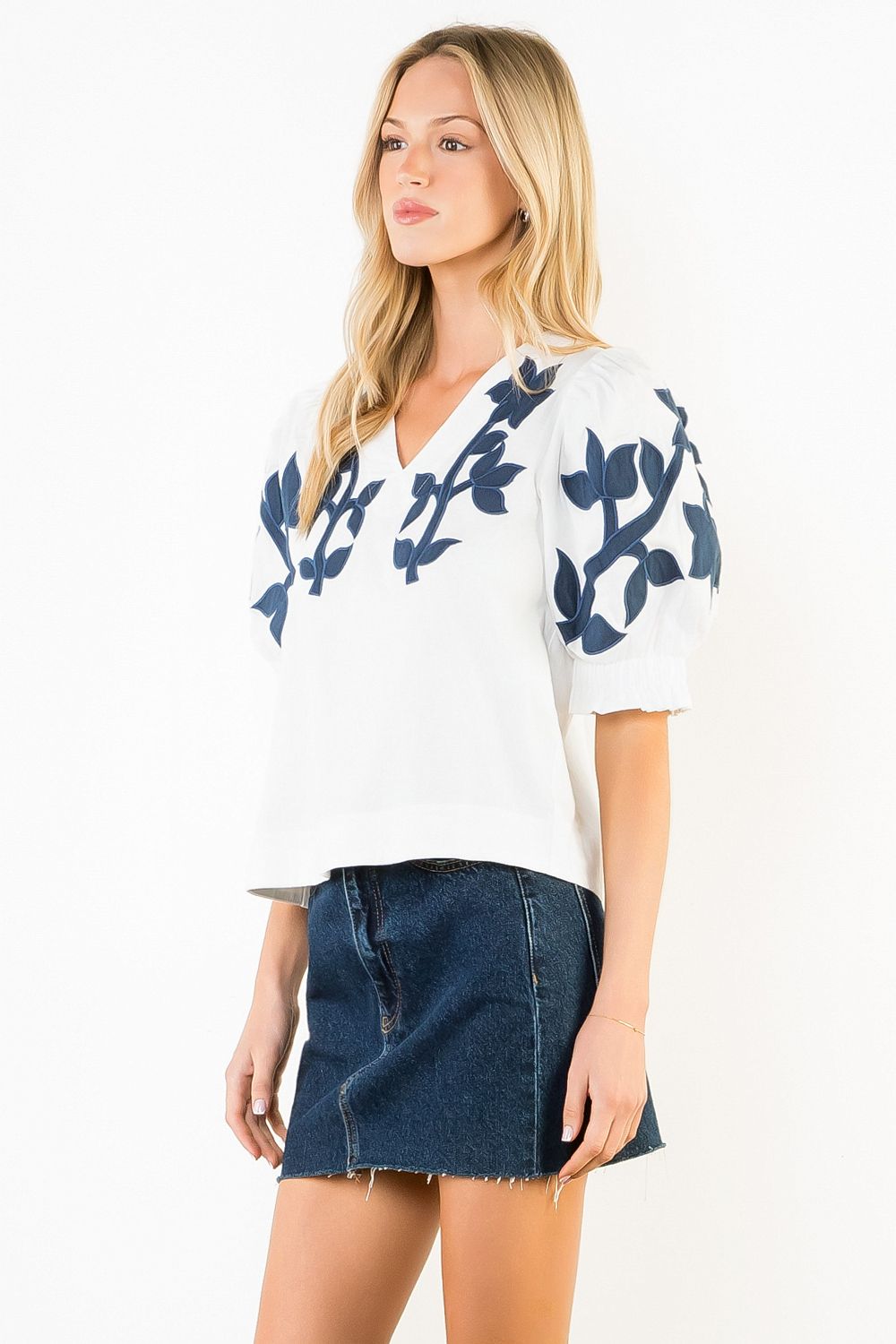 THML Women's White Puff Sleeve Top