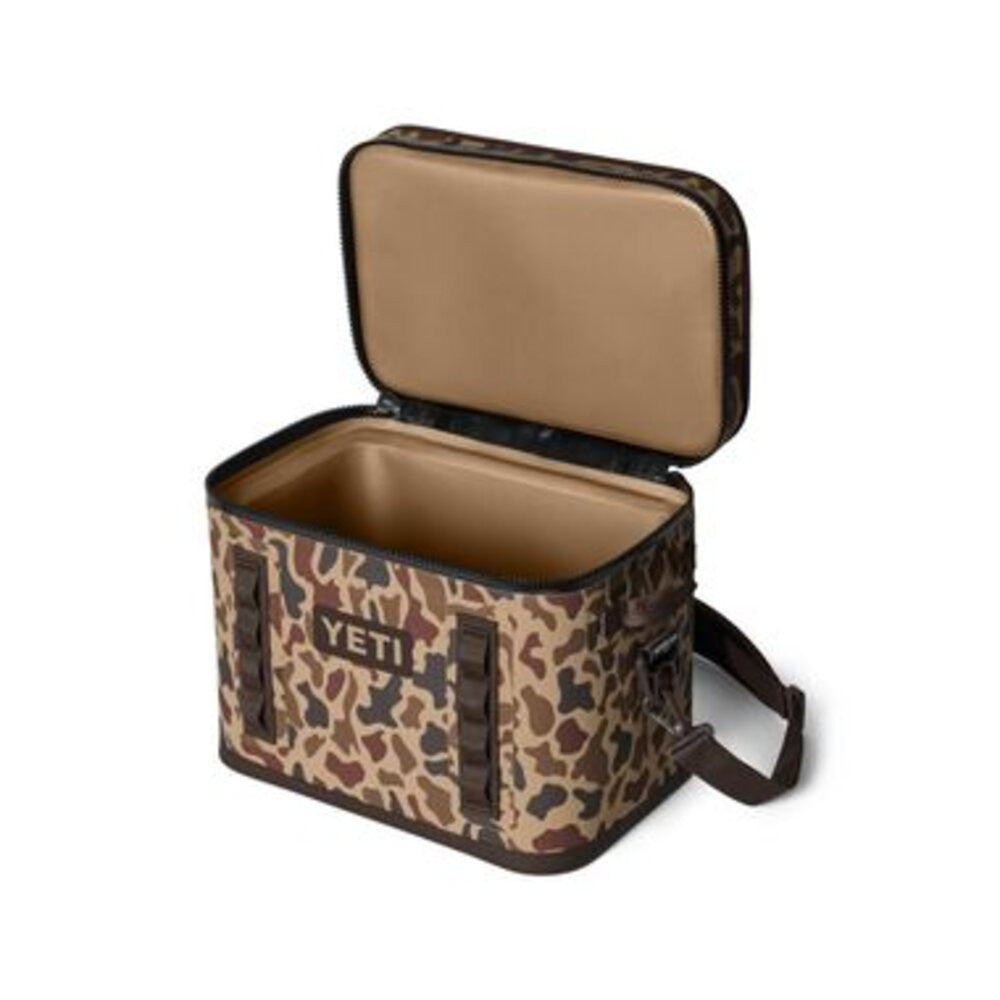 Yeti Hopper Flip 18 Soft Cooler - Wetlands Camo