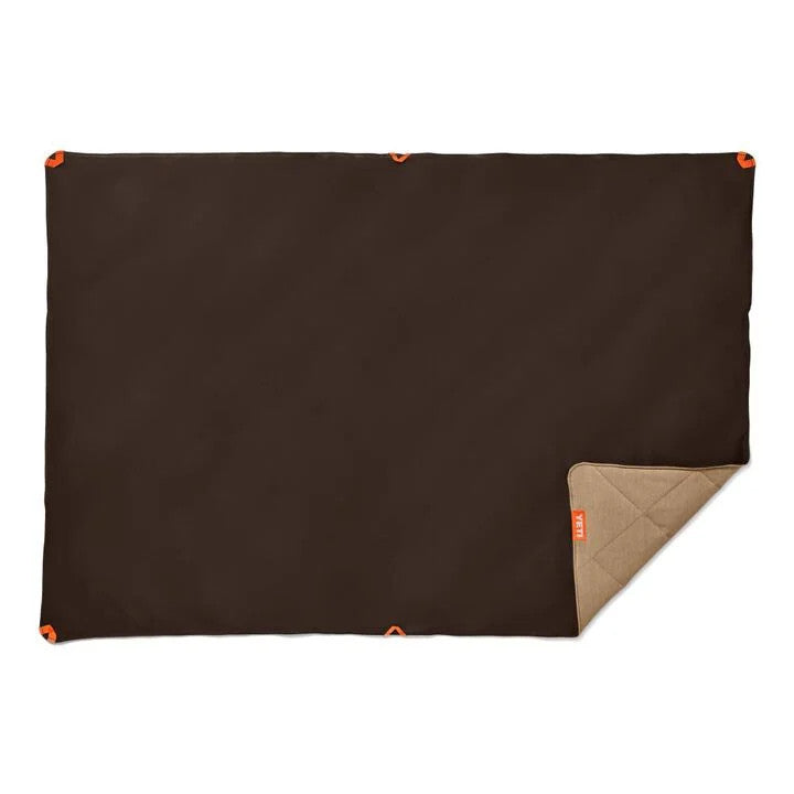 Yeti Lowlands Waterproof Hydrobarrier Layer Blanket - Wetlands Camo