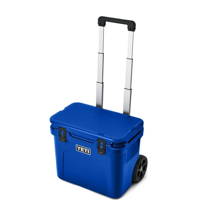Yeti Roadie 32 Wheeled Cooler - Royal Blue